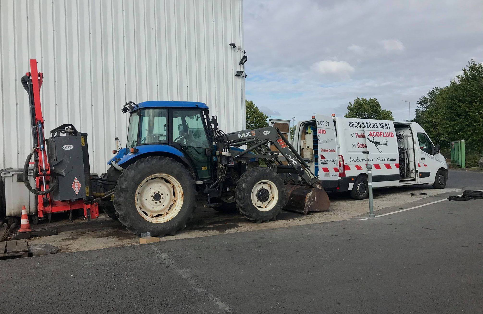 acofluid intervention tracteur